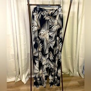 WHBM Wide leg pant